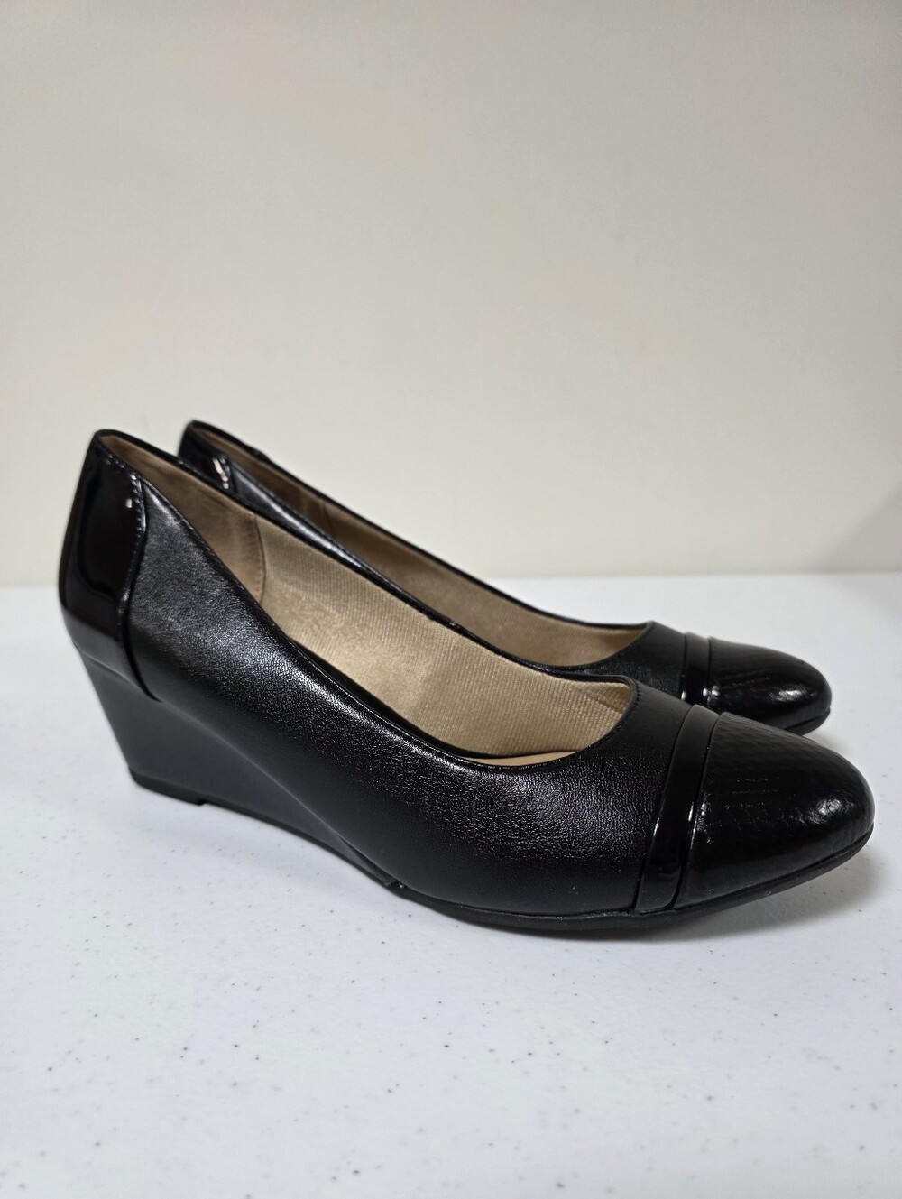 NWT Abella True Comfort Black WedgePatent Cap Toe Dress Office Work Shoes 8M